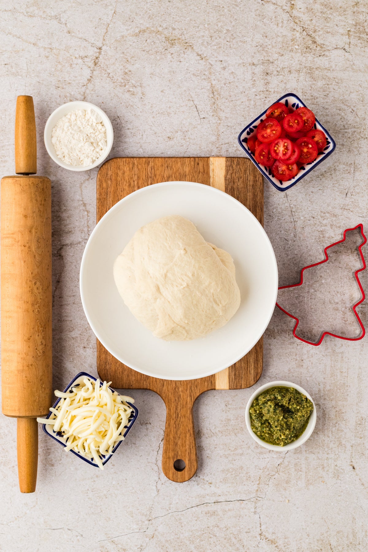 EXCLUSIVE: Mini Christmas Tree Pesto Pizza