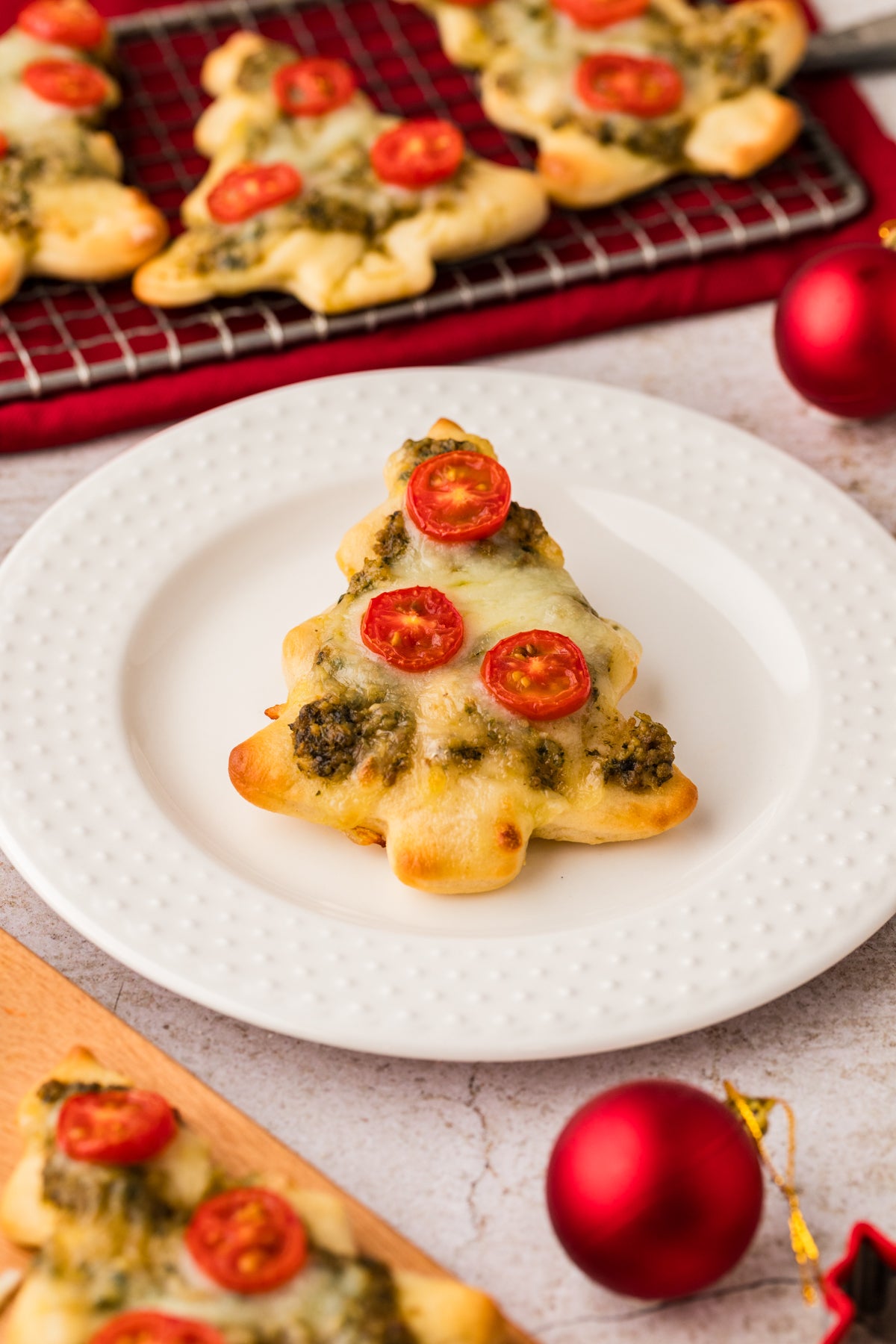 EXCLUSIVE: Mini Christmas Tree Pesto Pizza