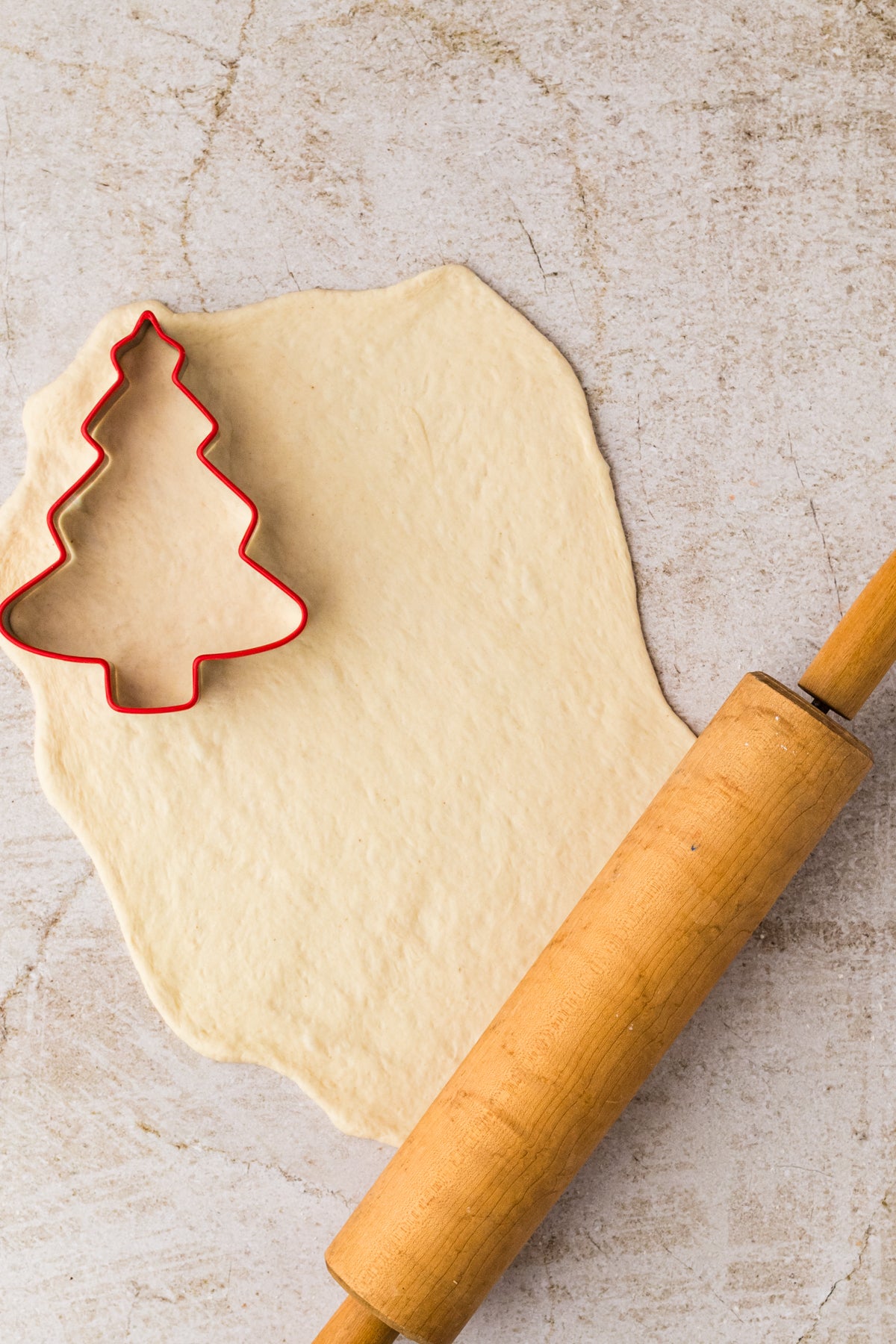 EXCLUSIVE: Mini Christmas Tree Pesto Pizza
