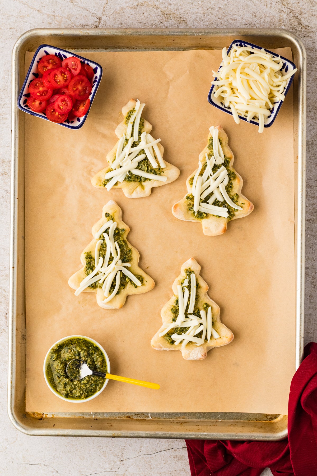 EXCLUSIVE: Mini Christmas Tree Pesto Pizza