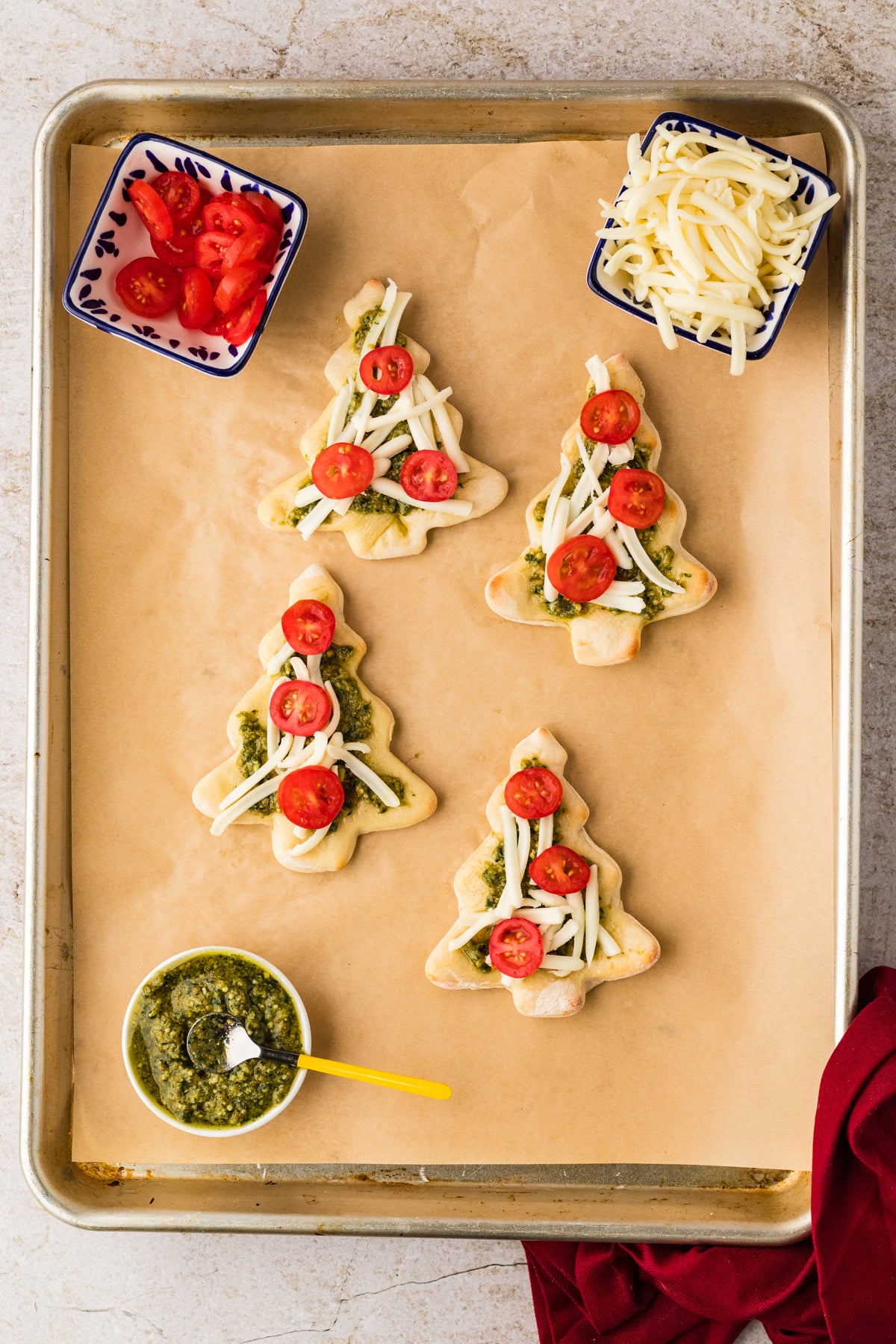 EXCLUSIVE: Mini Christmas Tree Pesto Pizza