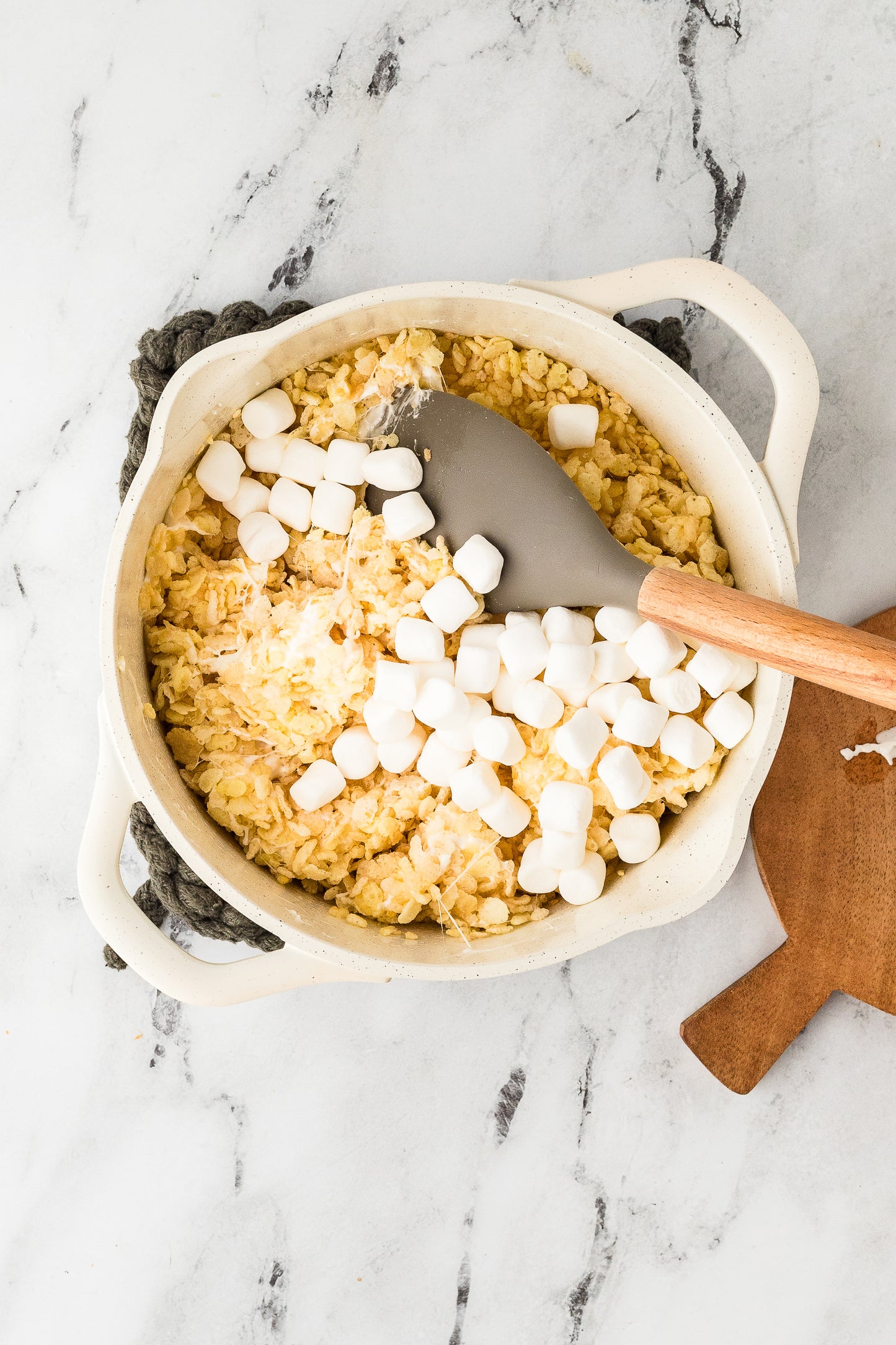 MINI EXCLUSIVE Cinnamon Toast Crunch Homemade Rice Krispie Treats