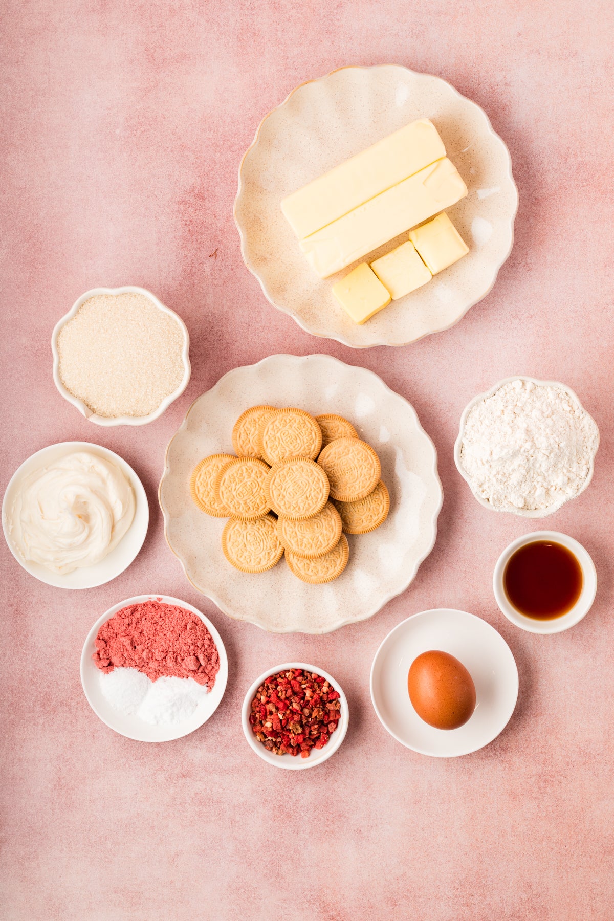 EXCLUSIVE: Strawberry Crunch Cookies