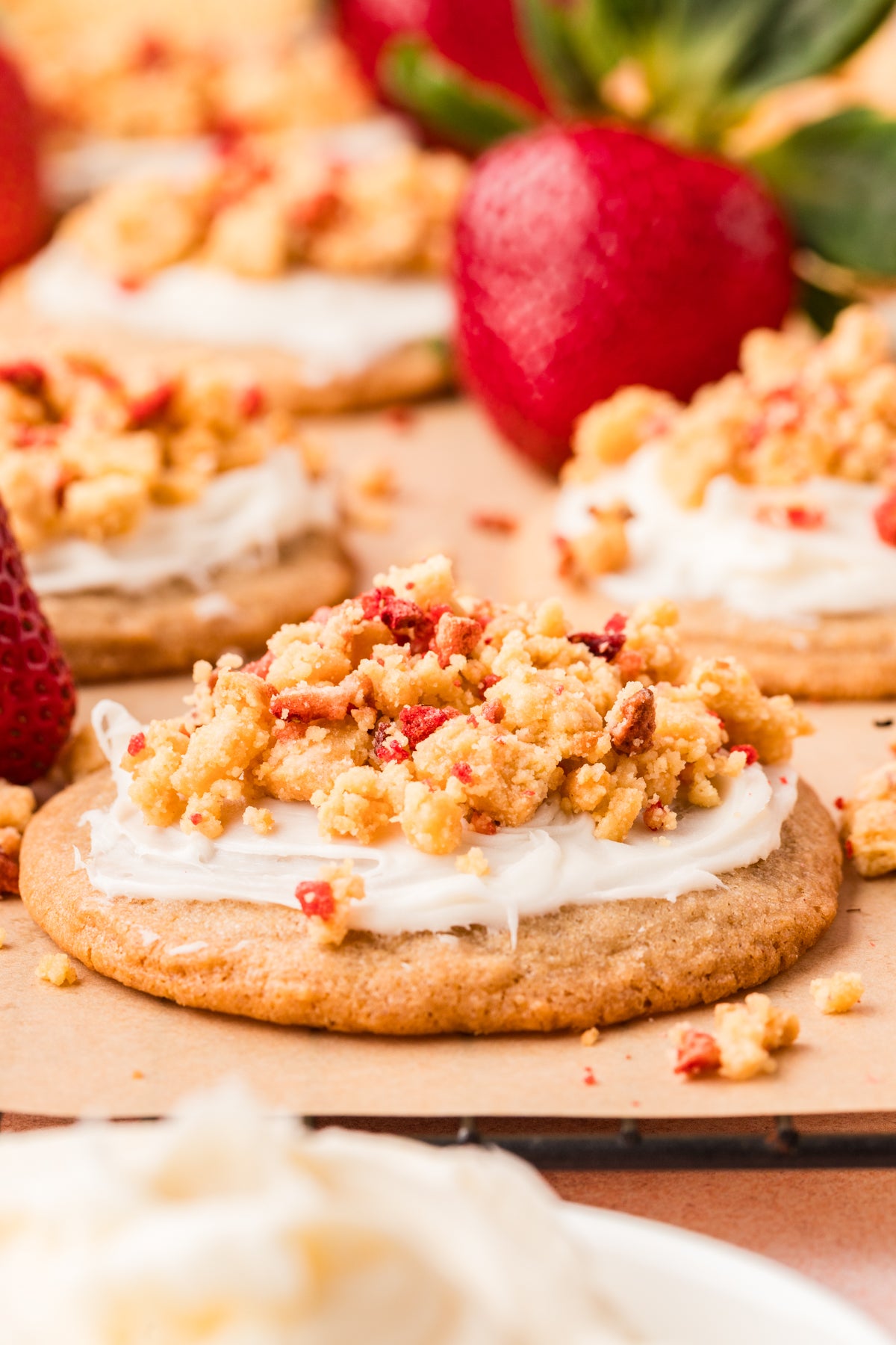 EXCLUSIVE: Strawberry Crunch Cookies