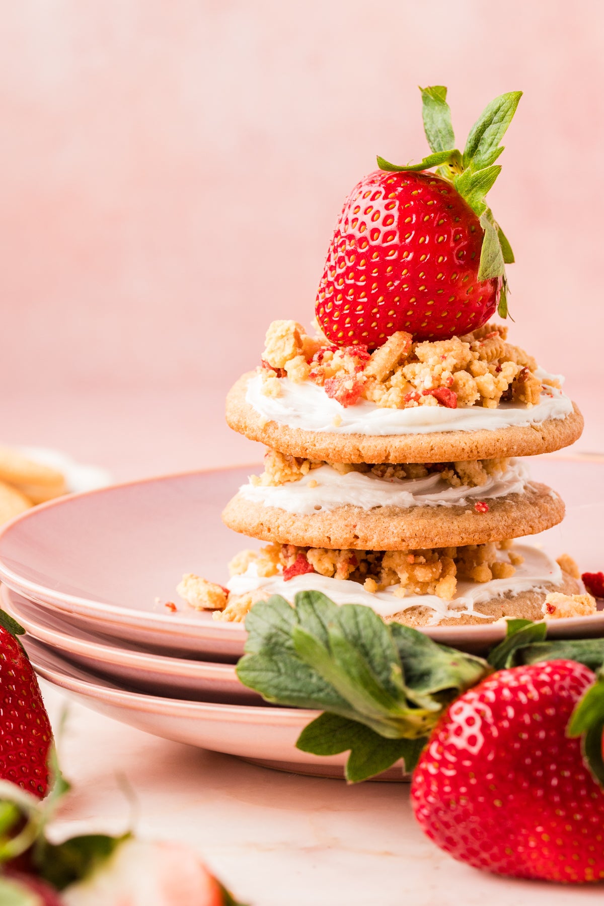 EXCLUSIVE: Strawberry Crunch Cookies