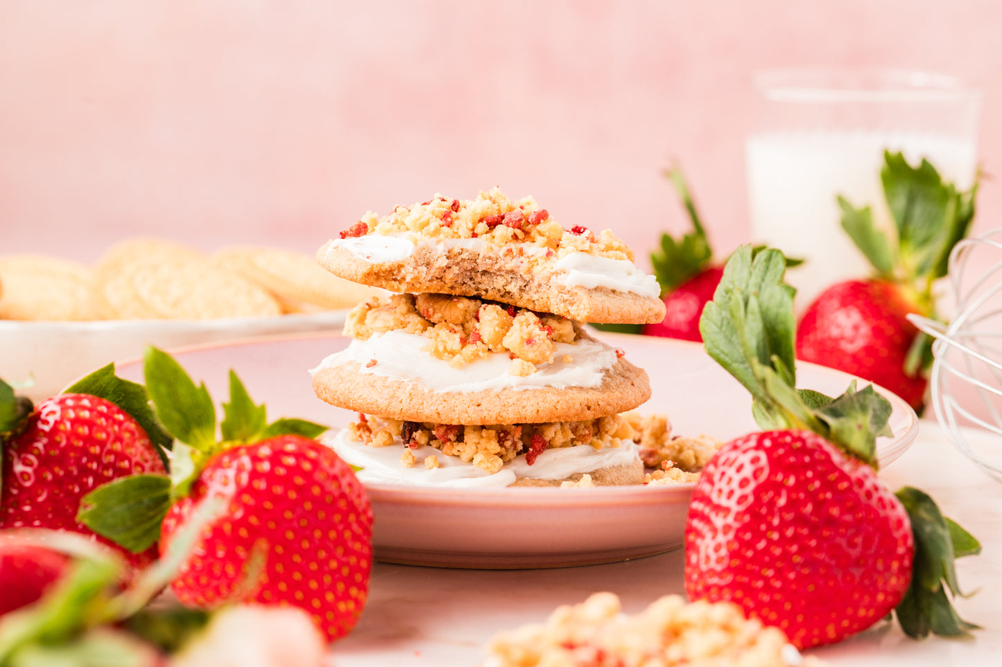 EXCLUSIVE: Strawberry Crunch Cookies