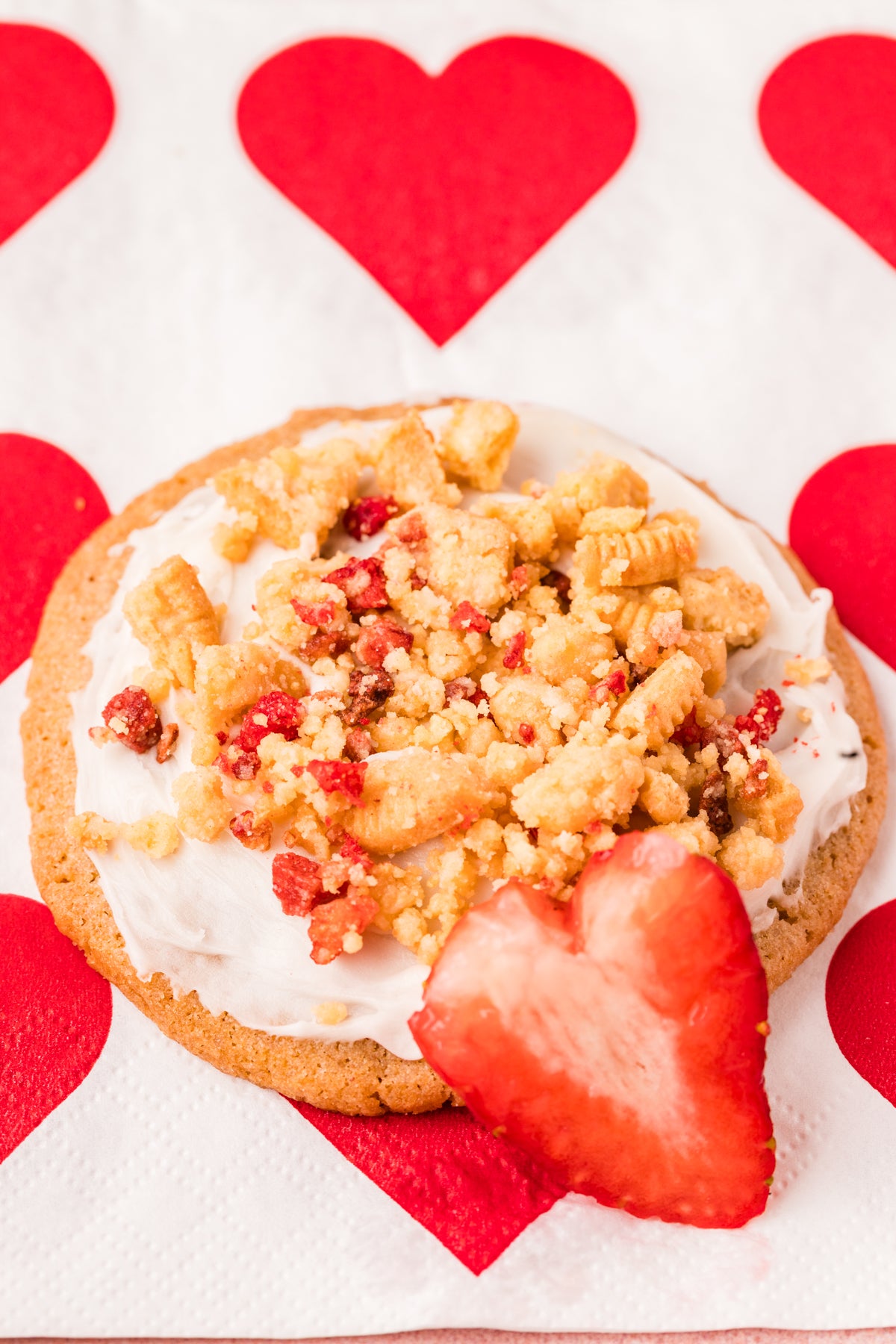 EXCLUSIVE: Strawberry Crunch Cookies