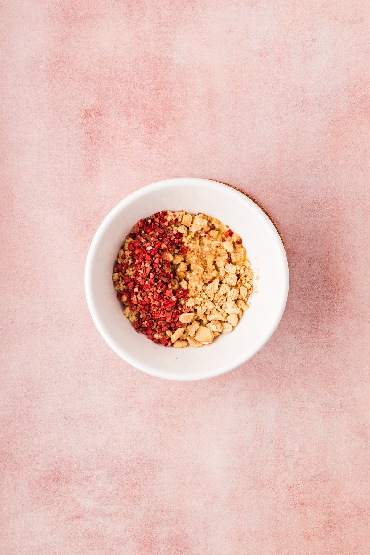 EXCLUSIVE: Strawberry Crunch Cookies